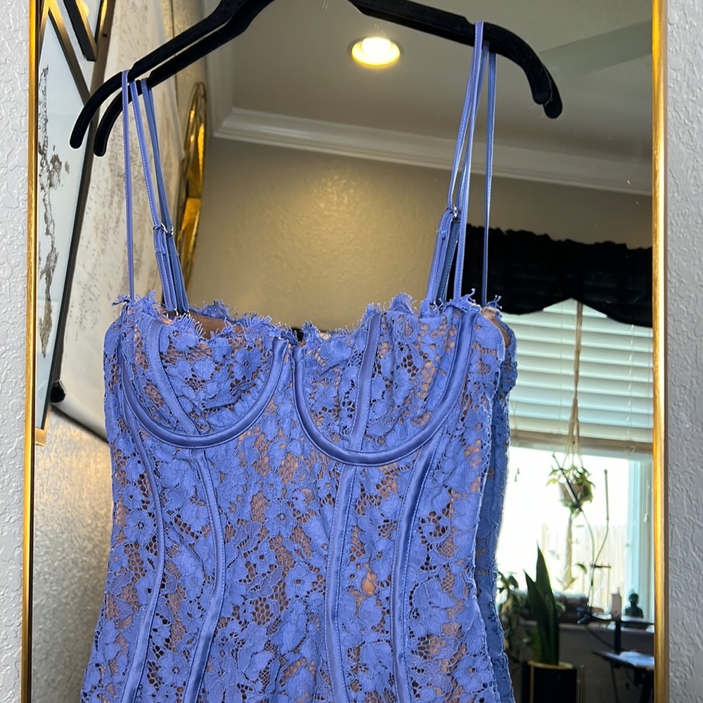 HOUSE OF CB 'Lala' Lavender Lace Mini Dress - Picture 16 of 17
